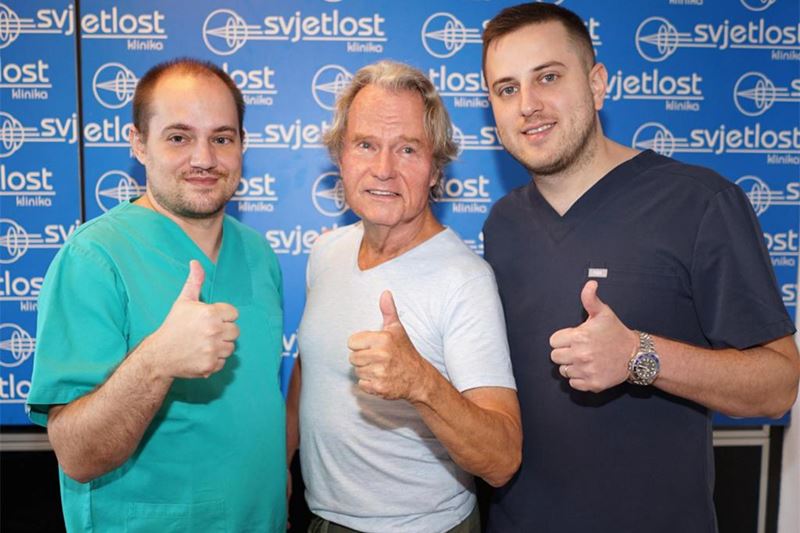 John Savage odlučio je povjeriti svoje oči profesoru Nikici Gabriću i Klinici Svjetlost